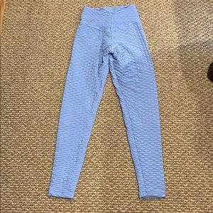 Periwinkle Cloud 9 Booty By Brabants leggings